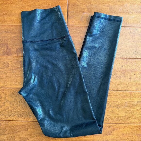 Offline by Aerie Leggings - Size Med - Faux Leather Look - Picture 1 of 7
